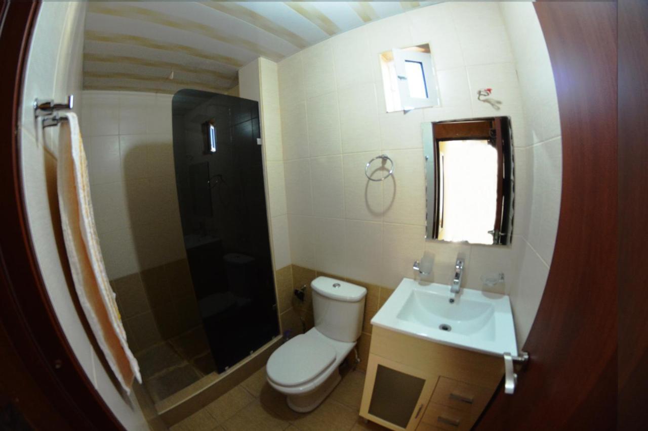 Family Mini-Hotel Martirosyan'S And Tours Yerevan Ngoại thất bức ảnh